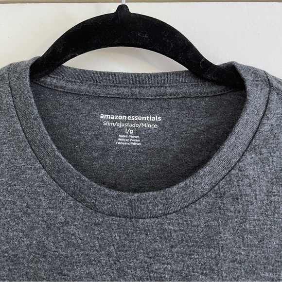 ✨NEW!✨ Amazon Essential Gray Slim Shirt Sleeve Tee - Large - Picture 5 of 9